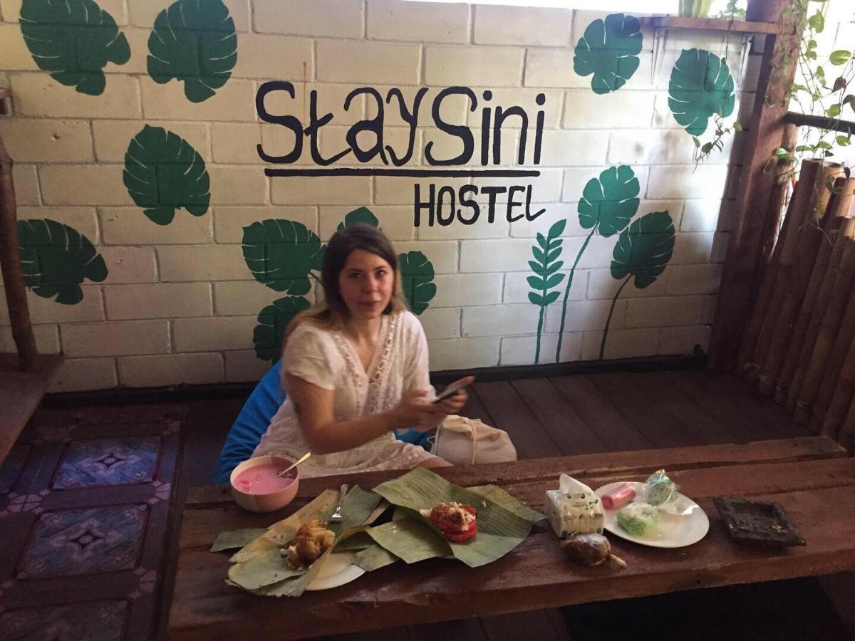 Owl Hostel Ilhas Karimunjava Exterior foto