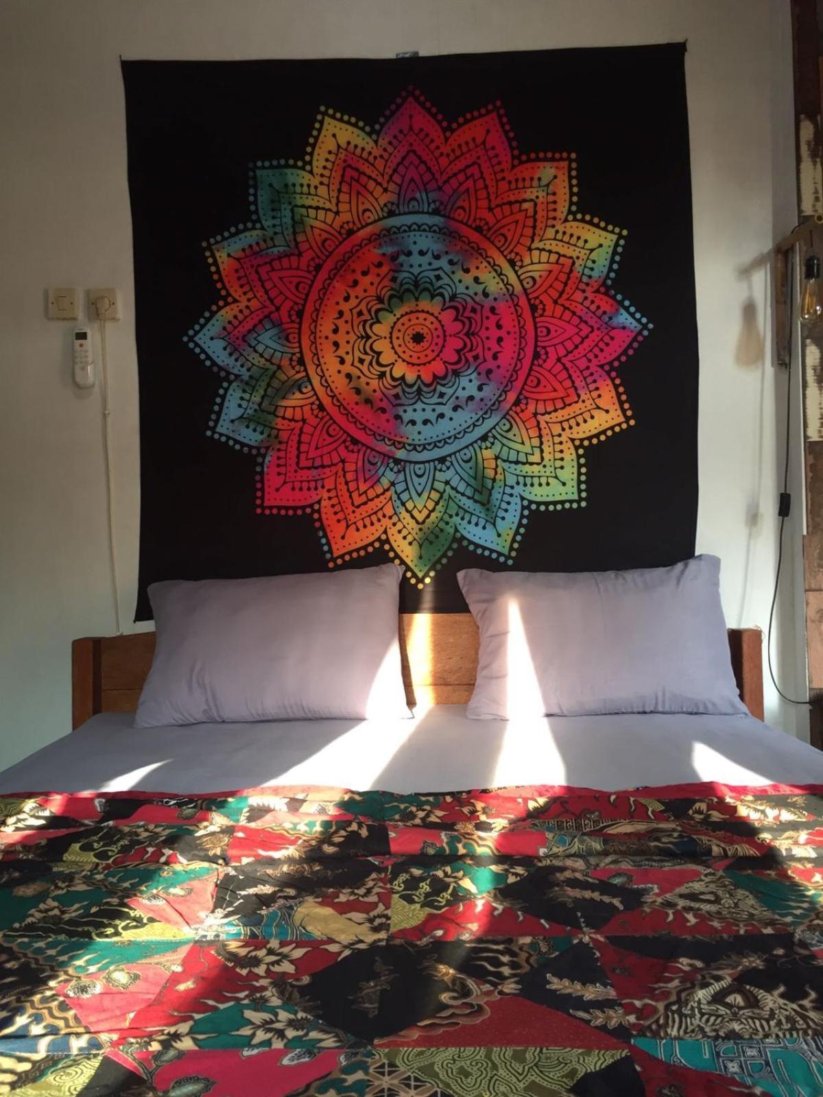 Owl Hostel Ilhas Karimunjava Quarto foto